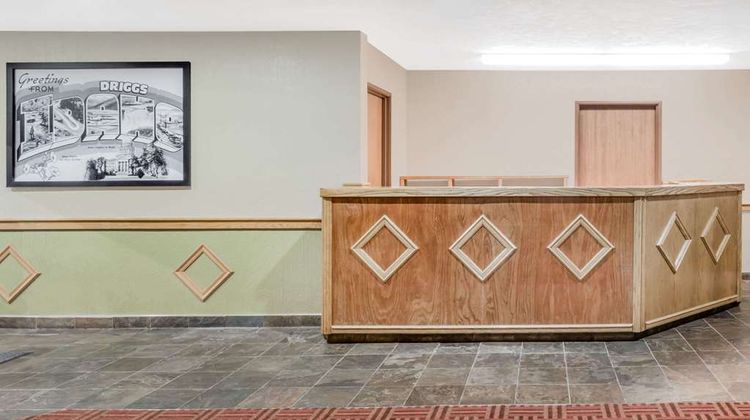 Super 8 Driggs Lobby
