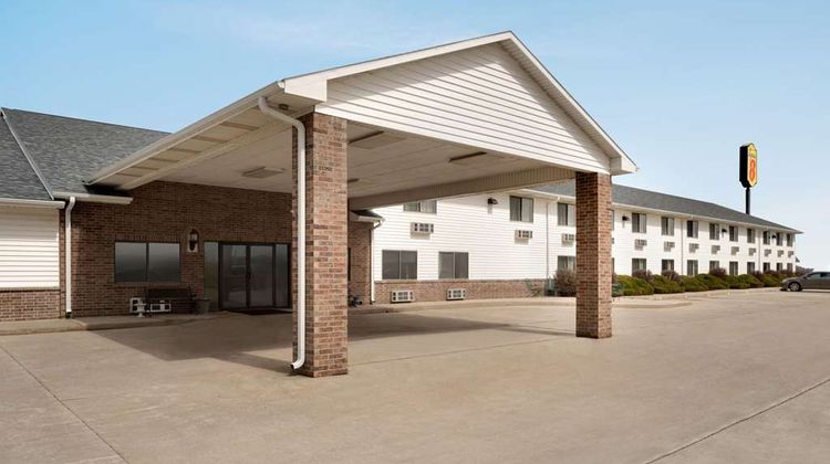Super 8 Bethany Exterior