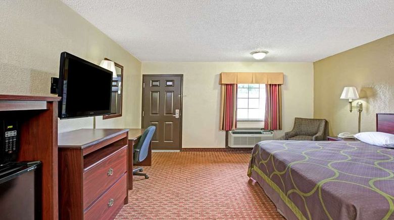 <b>Super 8 Shawnee Room</b>. Images powered by <a href="https://iceportal.shijigroup.com/" title="IcePortal" target="_blank">IcePortal</a>.