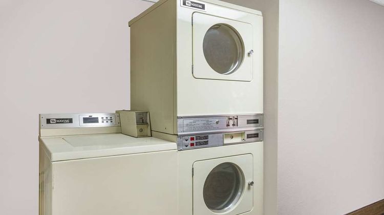 Super 8 Holbrook Other