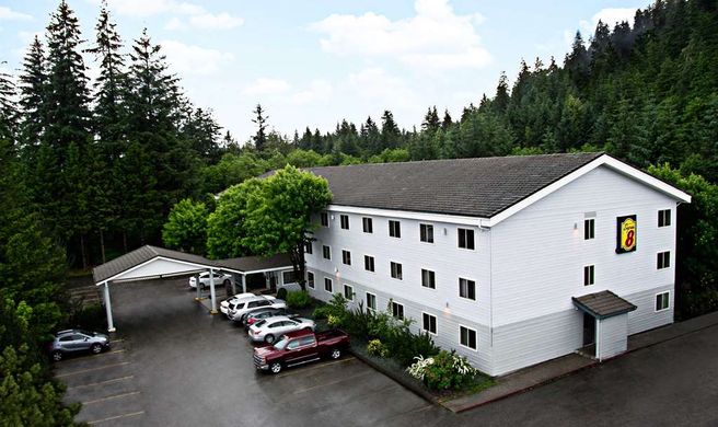 Super 8 Juneau Exterior