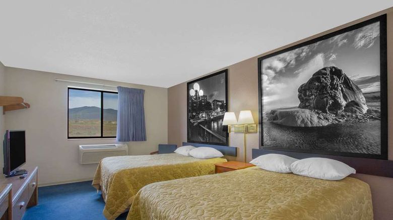 <b>Super 8 Winnemucca Room</b>. Images powered by <a href="https://iceportal.shijigroup.com/" title="IcePortal" target="_blank">IcePortal</a>.