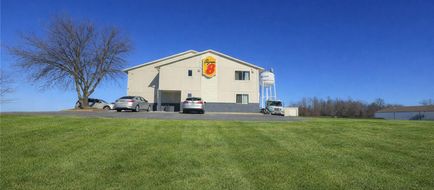 Super 8 Smithville Lake Exterior