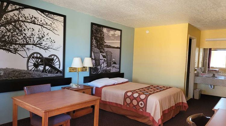 Super 8 Arkadelphia Caddo Valley Area Room