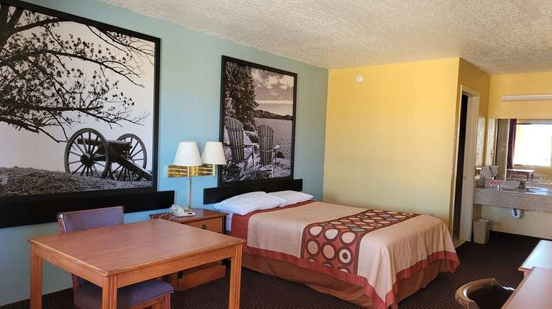 <b>Super 8 Arkadelphia Caddo Valley Area Room</b>. Images powered by <a href="https://iceportal.shijigroup.com/" title="IcePortal" target="_blank">IcePortal</a>.