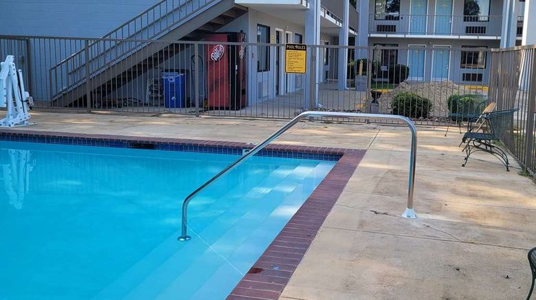 <b>Super 8 Arkadelphia Caddo Valley Area Pool</b>. Images powered by <a href="https://iceportal.shijigroup.com/" title="IcePortal" target="_blank">IcePortal</a>.