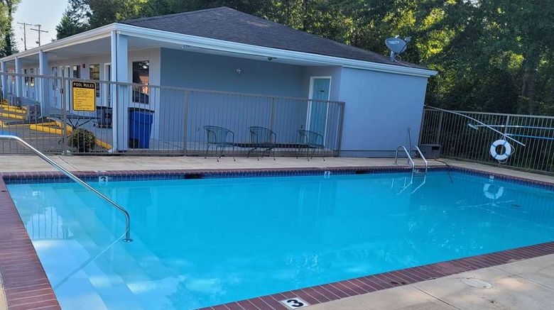 <b>Super 8 Arkadelphia Caddo Valley Area Pool</b>. Images powered by <a href="https://iceportal.shijigroup.com/" title="IcePortal" target="_blank">IcePortal</a>.