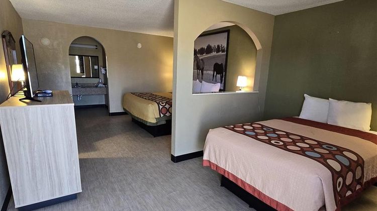 Super 8 Arkadelphia Caddo Valley Area Room