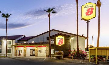 Super 8 Goodyear/Phoenix Area