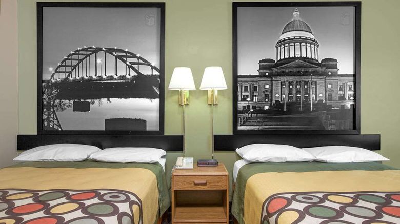 <b>Super 8 Clarksville Room</b>. Images powered by <a href="https://iceportal.shijigroup.com/" title="IcePortal" target="_blank">IcePortal</a>.