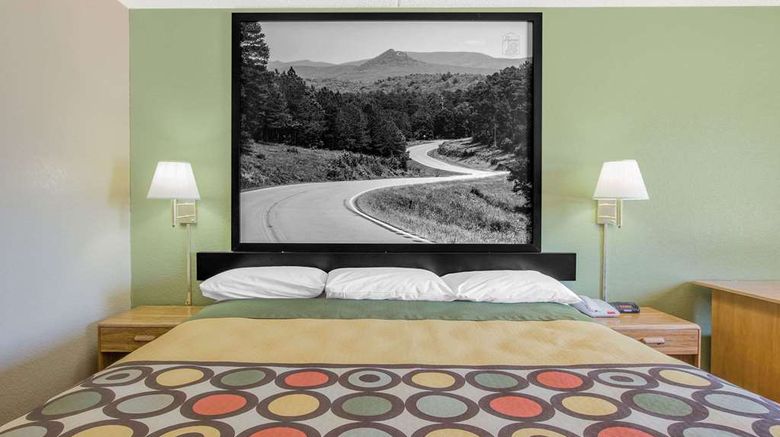 <b>Super 8 Clarksville Room</b>. Images powered by <a href="https://iceportal.shijigroup.com/" title="IcePortal" target="_blank">IcePortal</a>.
