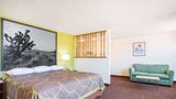 Super 8 Kingman Suite