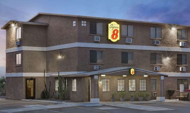 Super 8 Lake Havasu City Exterior