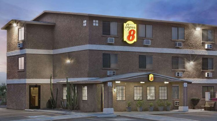 Super 8 Lake Havasu City Exterior