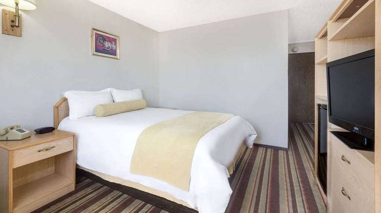 <b>Super 8 Lake Havasu City Room</b>. Images powered by <a href="https://iceportal.shijigroup.com/" title="IcePortal" target="_blank">IcePortal</a>.