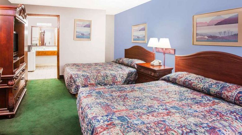 <b>Super 8 Malvern Room</b>. Images powered by <a href="https://iceportal.shijigroup.com/" title="IcePortal" target="_blank">IcePortal</a>.