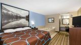 Super 8 Malvern Suite