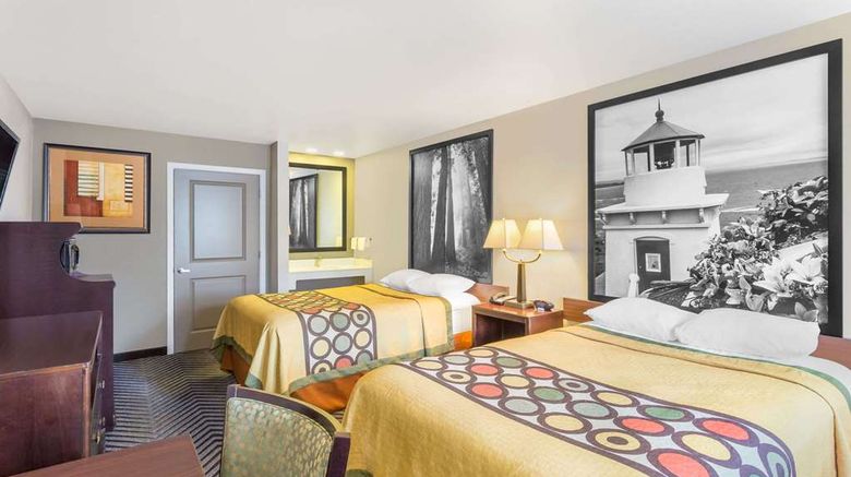 <b>Super 8 by Wyndham Fortuna Room</b>. Images powered by <a href="https://iceportal.shijigroup.com/" title="IcePortal" target="_blank">IcePortal</a>.
