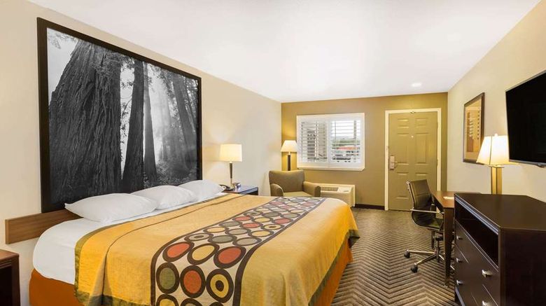 <b>Super 8 by Wyndham Fortuna Room</b>. Images powered by <a href="https://iceportal.shijigroup.com/" title="IcePortal" target="_blank">IcePortal</a>.