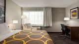 Super 8 Eureka Room