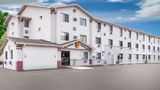 Super 8 Hot Springs Exterior
