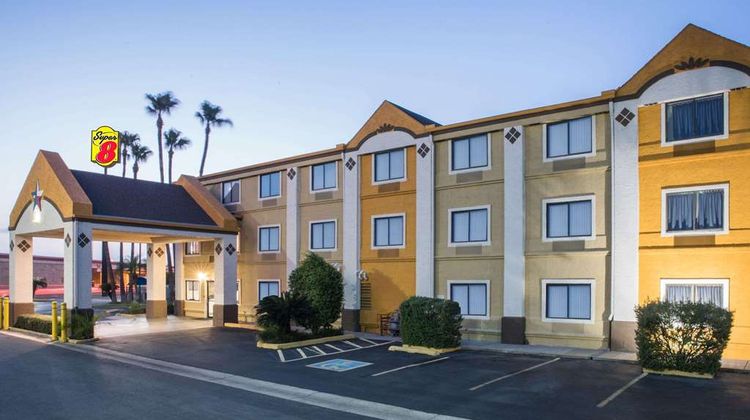 Super 8 Harlingen Exterior