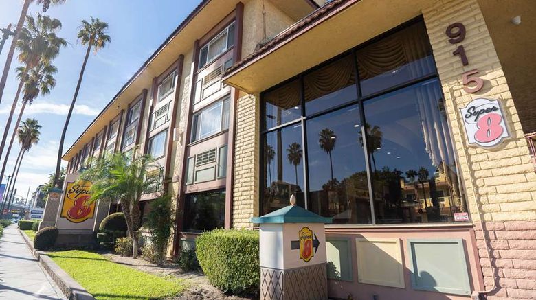 <b>Super 8 Anaheim/Disneyland Drive Exterior</b>. Images powered by <a href="https://iceportal.shijigroup.com/" title="IcePortal" target="_blank">IcePortal</a>.