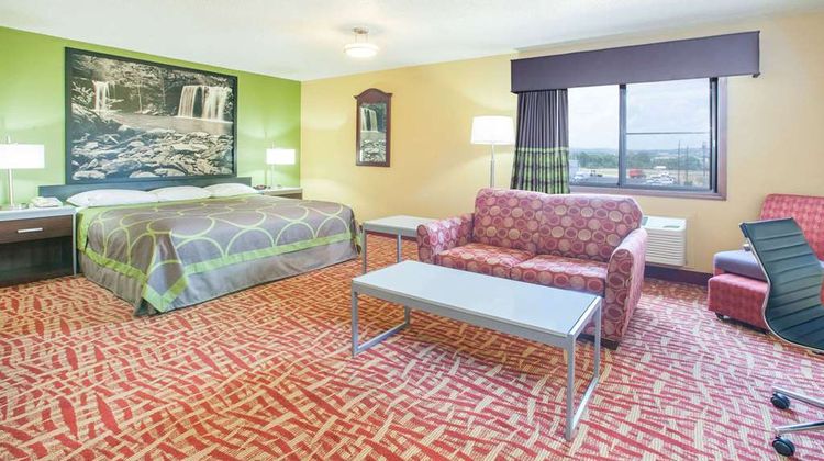 Super 8 Van Buren/Ft Smith Area Suite