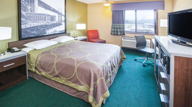 Super 8 Van Buren/Ft Smith Area Room