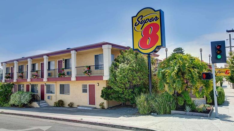<b>Super 8 Santa Cruz/Beach Boardwalk East Exterior</b>. Images powered by <a href="https://iceportal.shijigroup.com/" title="IcePortal" target="_blank">IcePortal</a>.