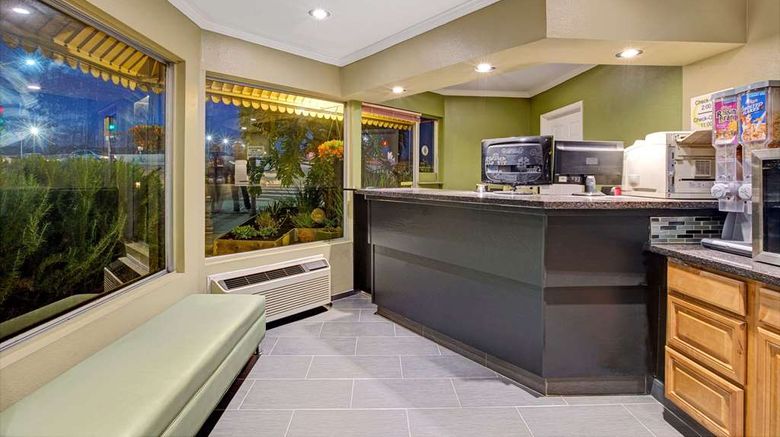 <b>Super 8 Santa Cruz/Beach Boardwalk East Lobby</b>. Images powered by <a href="https://iceportal.shijigroup.com/" title="IcePortal" target="_blank">IcePortal</a>.