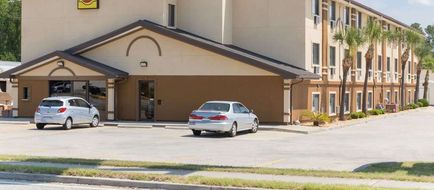 Super 8 Brunswick/St Simons Island Area Exterior