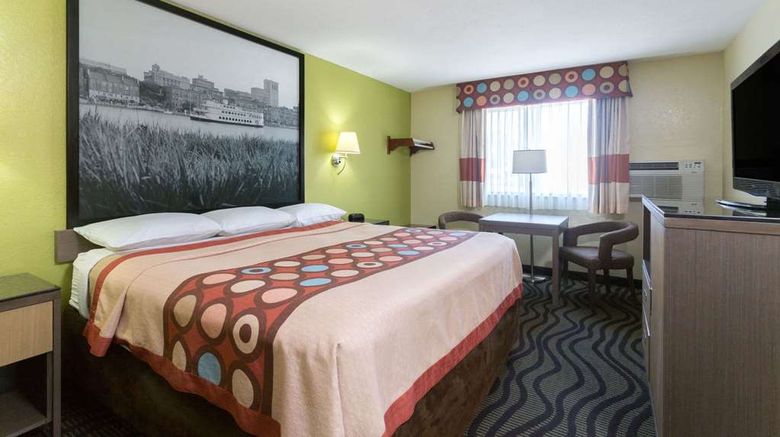 <b>Super 8 Brunswick/St Simons Island Area Room</b>. Images powered by <a href="https://iceportal.shijigroup.com/" title="IcePortal" target="_blank">IcePortal</a>.