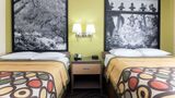 <b>Super 8 Brunswick/St Simons Island Area Room</b>. Images powered by <a href="https://iceportal.shijigroup.com/" title="IcePortal" target="_blank">IcePortal</a>.