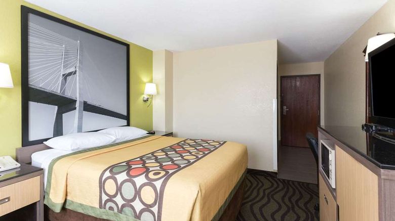 <b>Super 8 Brunswick/St Simons Island Area Room</b>. Images powered by <a href="https://iceportal.shijigroup.com/" title="IcePortal" target="_blank">IcePortal</a>.