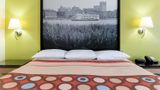 <b>Super 8 Brunswick/St Simons Island Area Room</b>. Images powered by <a href="https://iceportal.shijigroup.com/" title="IcePortal" target="_blank">IcePortal</a>.