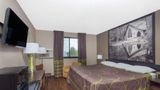 Super 8 Columbus Airport Room