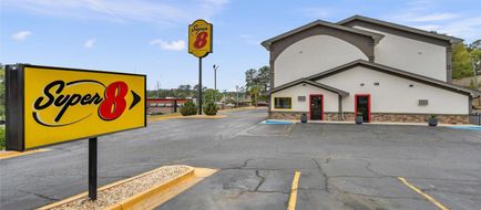 Super 8 Warner Robins Exterior