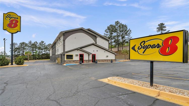 Super 8 Warner Robins Exterior
