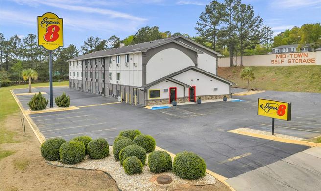 Super 8 Warner Robins Exterior