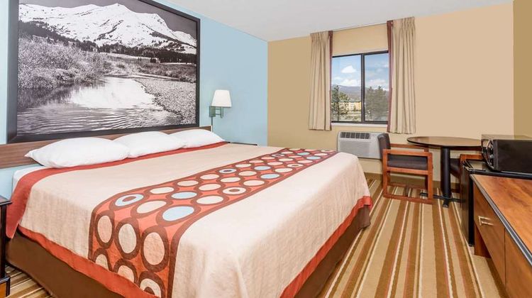 Super 8 Dillon/Breckenridge Area Room