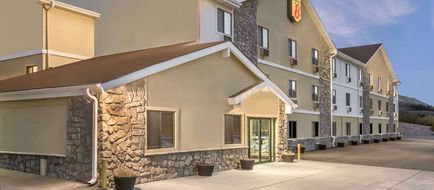 Super 8 Dillon/Breckenridge Area Exterior