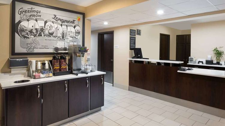 Super 8 Longmont/Twin Peaks Lobby