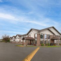 Super 8 Longmont/Twin Peaks