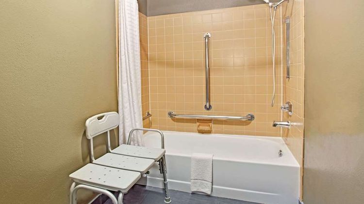 Super 8 Fort Collins Room