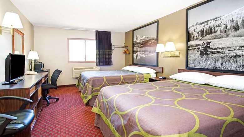 <b>Super 8 Longmont/Del Camino Room</b>. Images powered by <a href="https://iceportal.shijigroup.com/" title="IcePortal" target="_blank">IcePortal</a>.