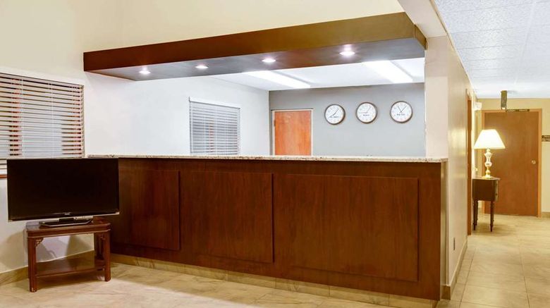 <b>Super 8 Longmont/Del Camino Lobby</b>. Images powered by <a href="https://iceportal.shijigroup.com/" title="IcePortal" target="_blank">IcePortal</a>.
