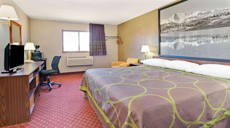 <b>Super 8 Longmont/Del Camino Room</b>. Images powered by <a href="https://iceportal.shijigroup.com/" title="IcePortal" target="_blank">IcePortal</a>.
