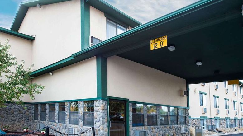 <b>Super 8 Cortez/Mesa Verde Area Exterior</b>. Images powered by <a href="https://iceportal.shijigroup.com/" title="IcePortal" target="_blank">IcePortal</a>.