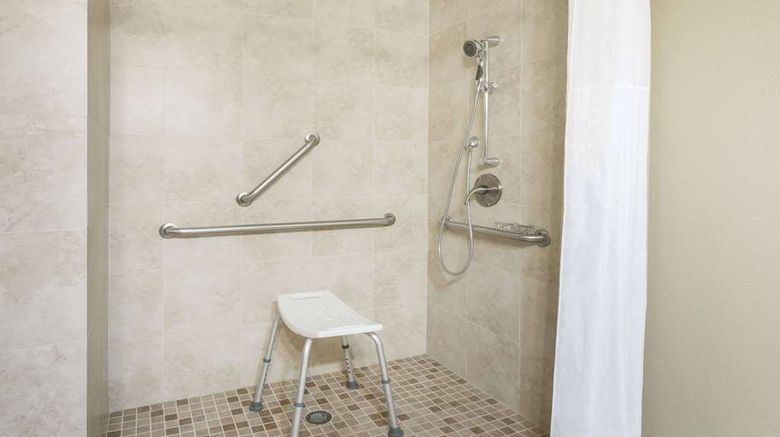 <b>Super 8 Montrose Room</b>. Images powered by <a href="https://iceportal.shijigroup.com/" title="IcePortal" target="_blank">IcePortal</a>.